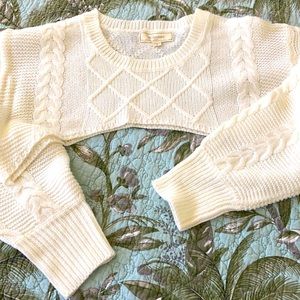 NWOT! Rich ivory woven Sweater perfect for layering!